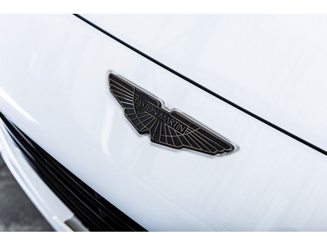 ASTON MARTIN SUV