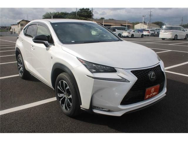 LEXUS NX200t