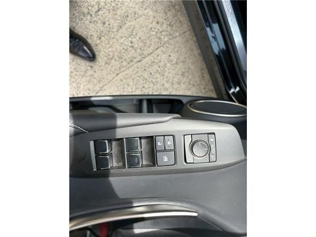 LEXUS NX300h