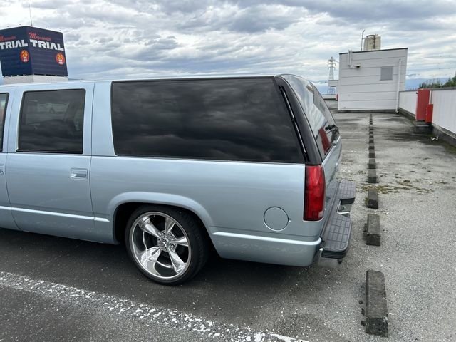 CHEVROLET SUBURBAN