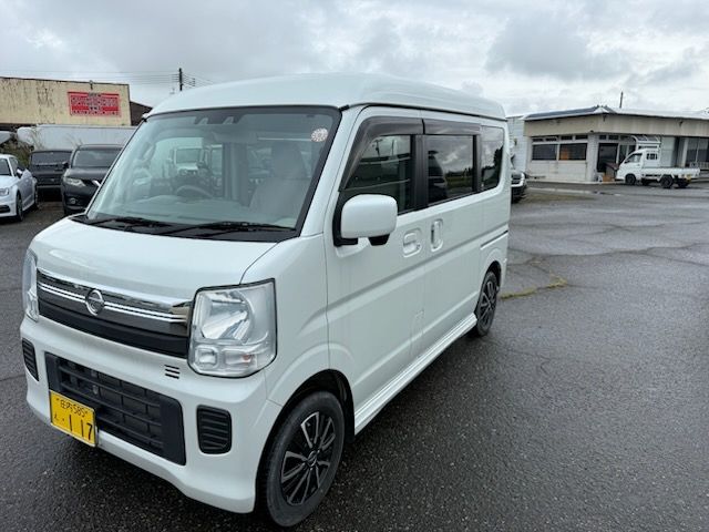 NV100 CLIPPER RIO 4WD