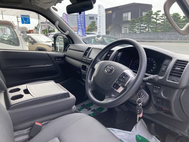 HIACE van 2WD
