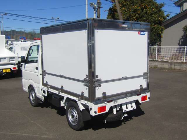 CARRY truck