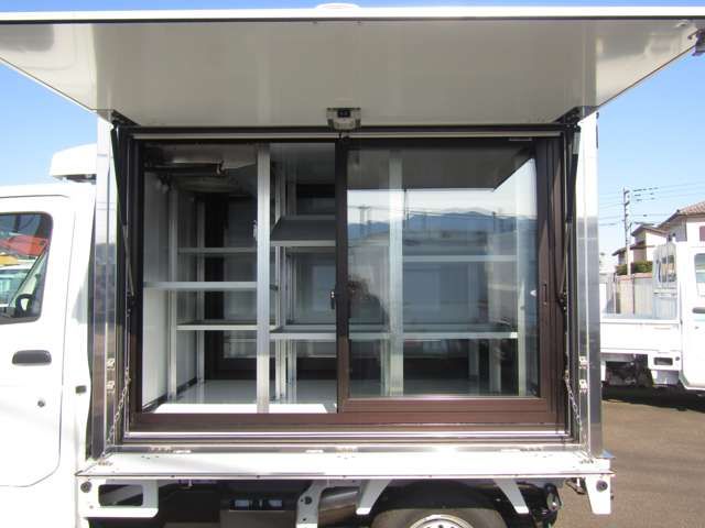 CARRY truck