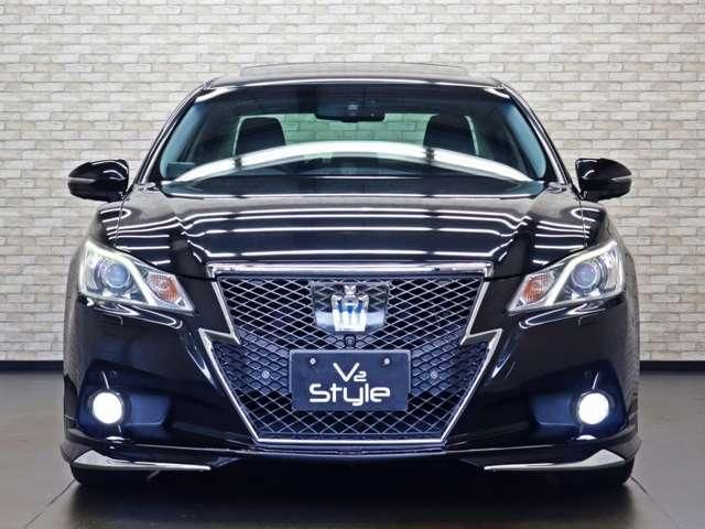 CROWN sedan