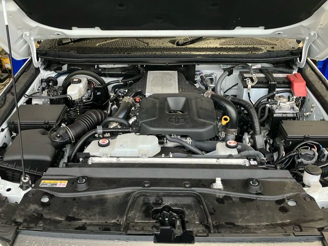 LANDCRUISER 250