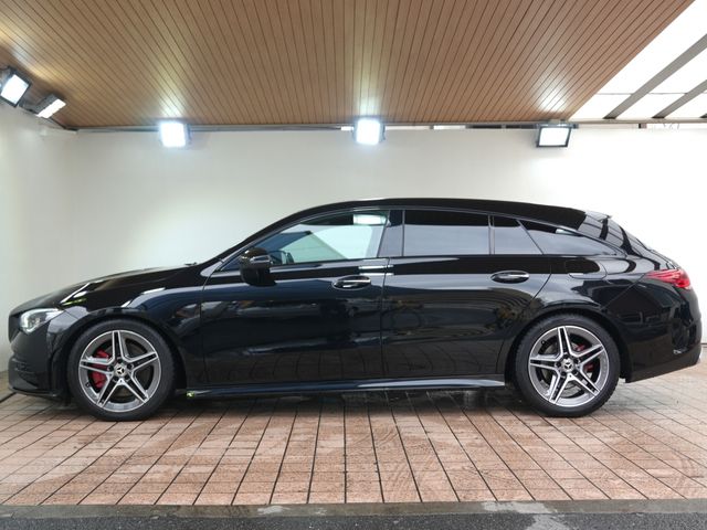 MERCEDES BENZ CLA Shooting Brake