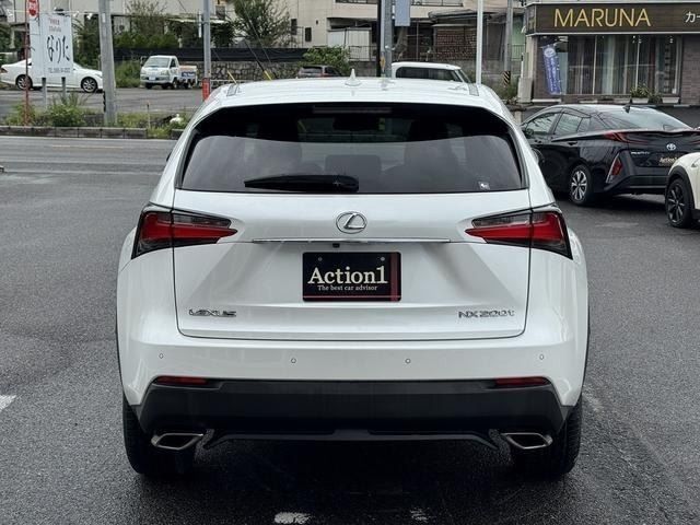LEXUS NX200t