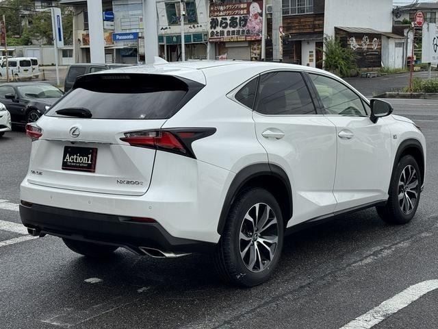 LEXUS NX200t