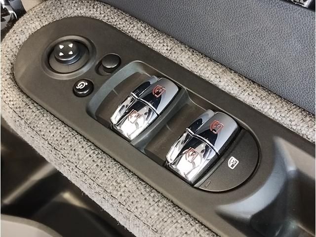 MINI COOPER SD CROSSOVER