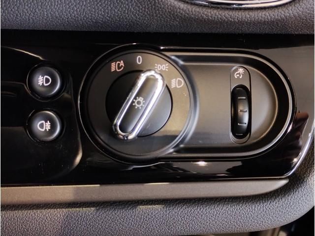 MINI COOPER D CROSSOVER