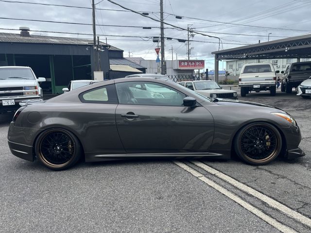 INFINITY G37 coupe