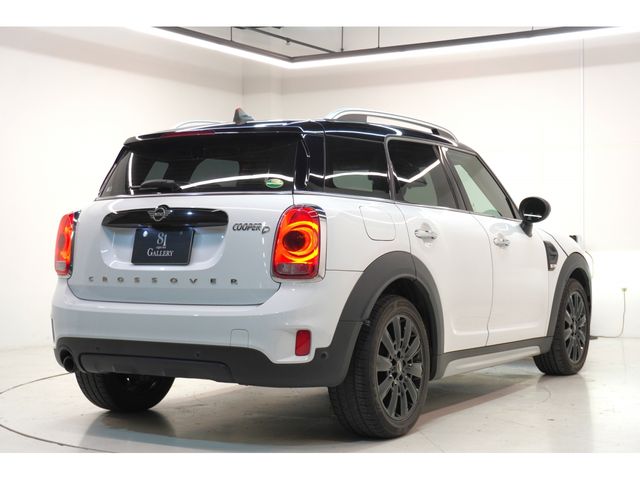MINI COOPER D CROSSOVER