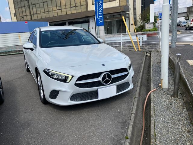 MERCEDES BENZ A class sedan