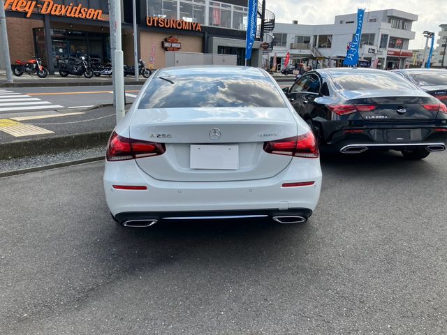 MERCEDES BENZ A class sedan