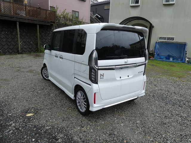 N BOX CUSTOM