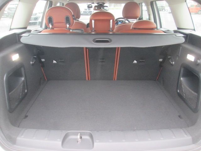 MINI COOPER D CLUBMAN