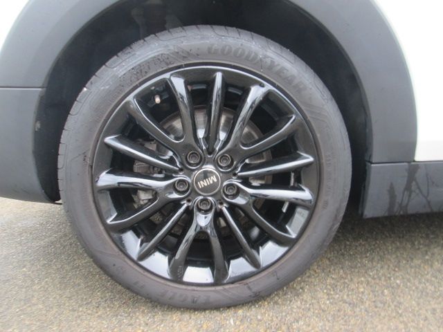 MINI COOPER D CLUBMAN
