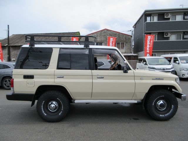 LANDCRUISER PRADO