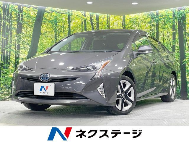 PRIUS 4WD