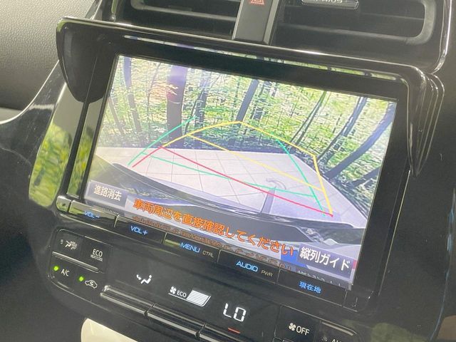PRIUS 4WD