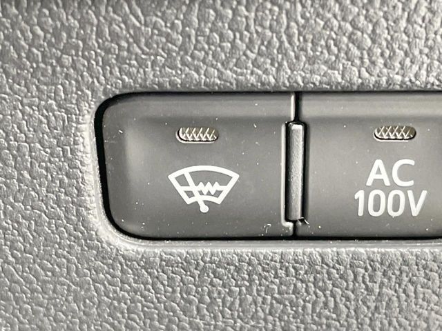 PRIUS 4WD