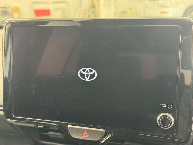 YARIS CROSS