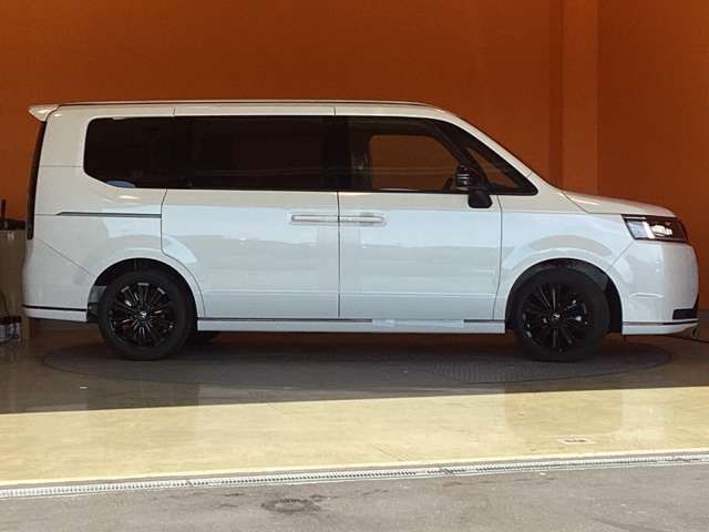 STEPWAGON e:HEV SPADA
