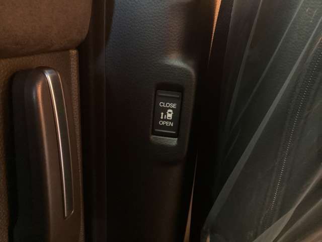 STEPWAGON e:HEV SPADA
