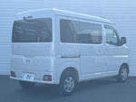 PIXIS van