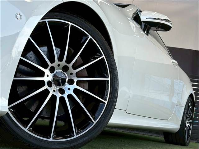 MERCEDES BENZ E class coupe
