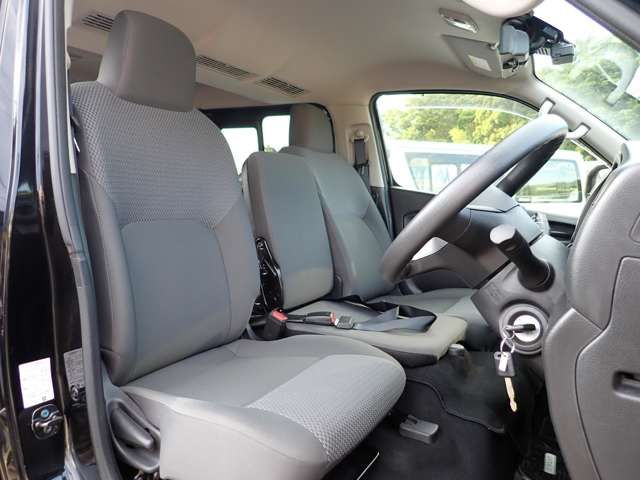 CARAVAN van 1.2t 2WD