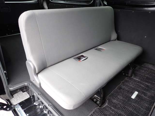 CARAVAN van 1.2t 2WD