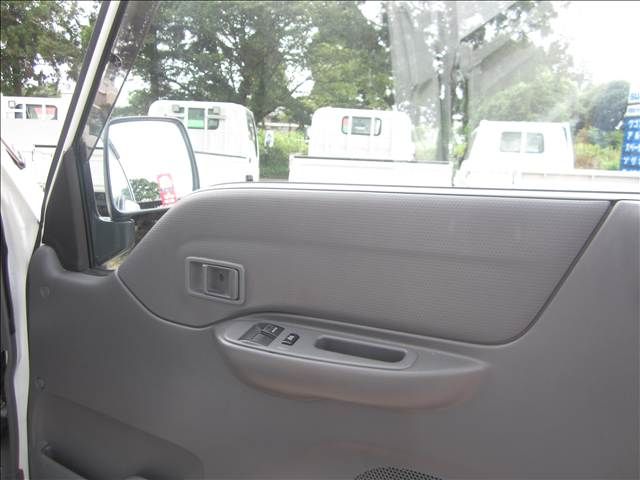 BONGO truck 2WD