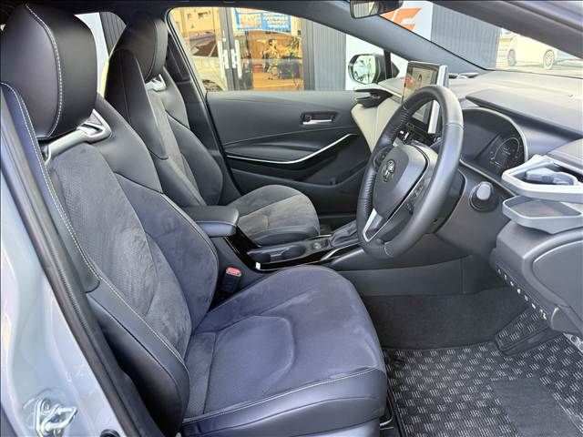 COROLLA TOURING HYBRID