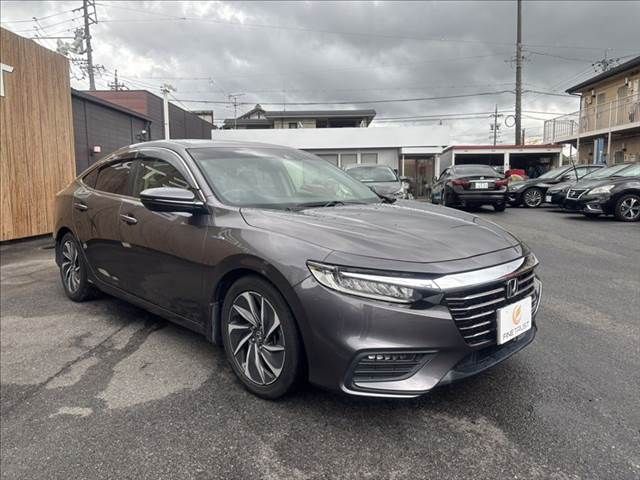 INSIGHT sedan