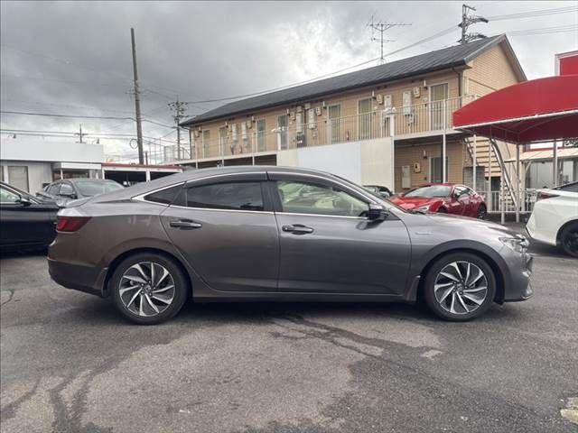 INSIGHT sedan