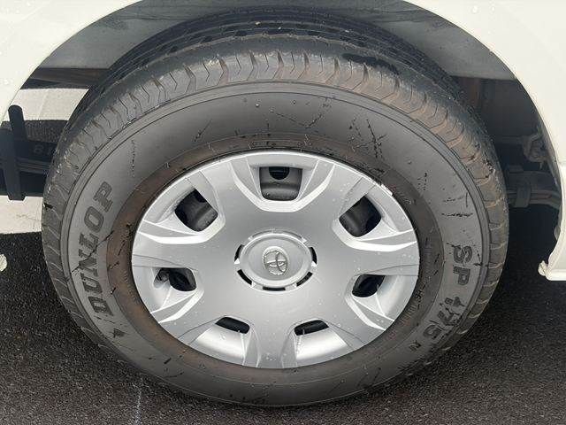 HIACE van 2WD