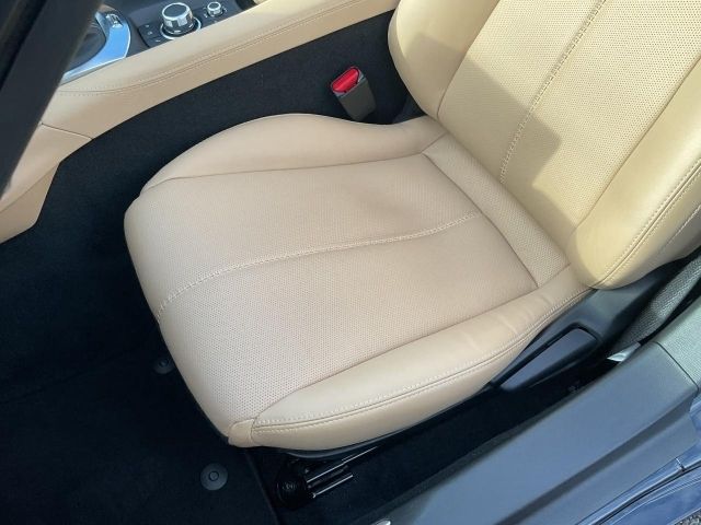 ROADSTER