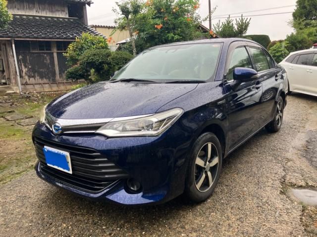 COROLLA AXIO HYBRID