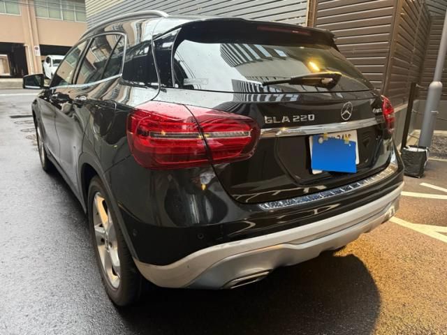 MERCEDES BENZ GLA class
