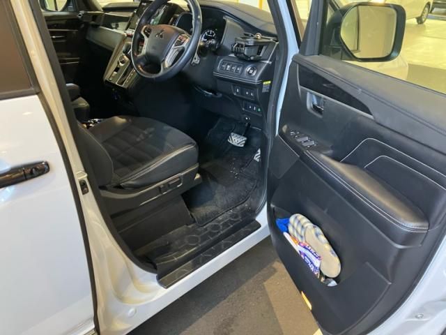 DELICA D:5 4WD