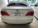 CROWN sedan