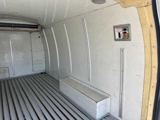 HIACE van 4WD