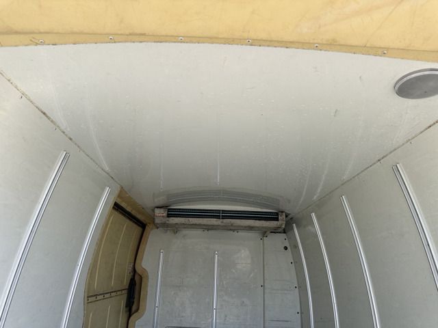 HIACE van 4WD
