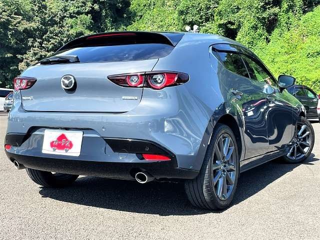 MAZDA3 FASTBACK