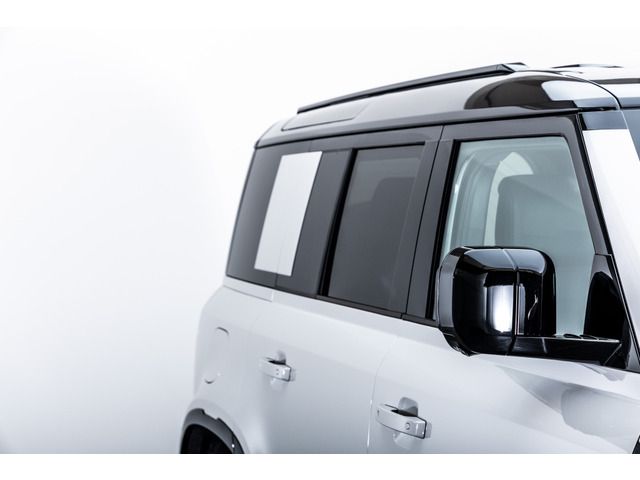 ROVER DEFENDER