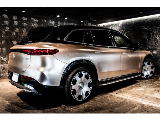 MERCEDES Maybach EQS SUV