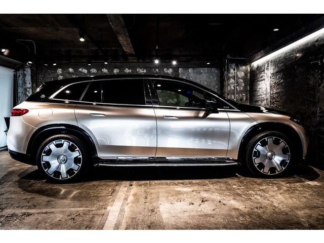 MERCEDES Maybach EQS SUV
