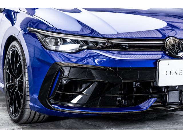 VOLKSWAGEN GOLF R